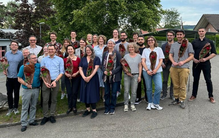 Gruppenfoto aller Kandidat:innen der SP Wil für die Stadtparlamentswahlen im Herbst 2024.